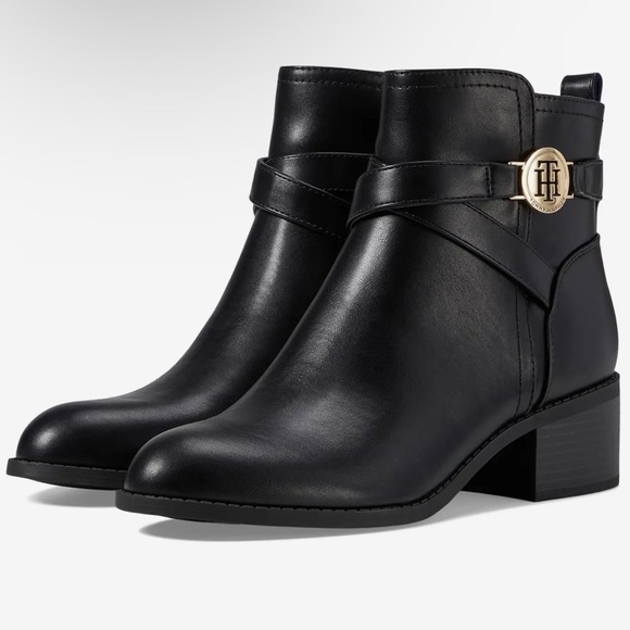 🌸TOMMY HILFIGER🌸 Diyana Faux Leather Ankle Bootie Black Size: 5 - Picture 2 of 15
